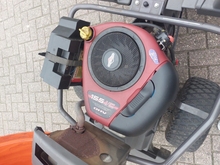 Husqvarna Rider R16 Zitmaaier - Benzine | Nette staat