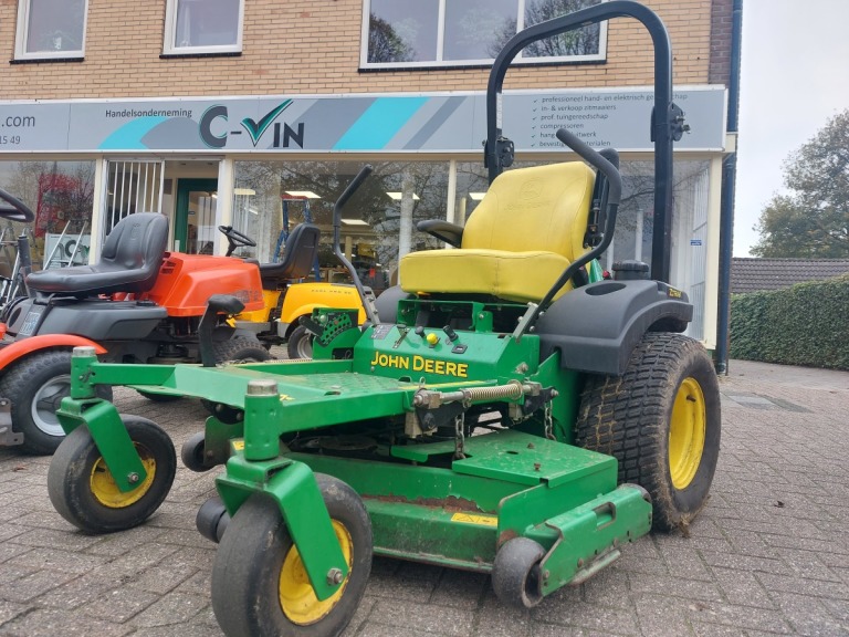 John Deere ZTRAK 717E Zware Zitmaaier - Benzine | Goede staat | 662 uur